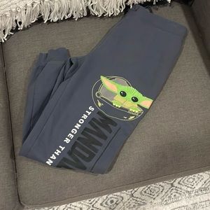 Juniors Star Wars Baby Yoda Sweatpant joggers size large